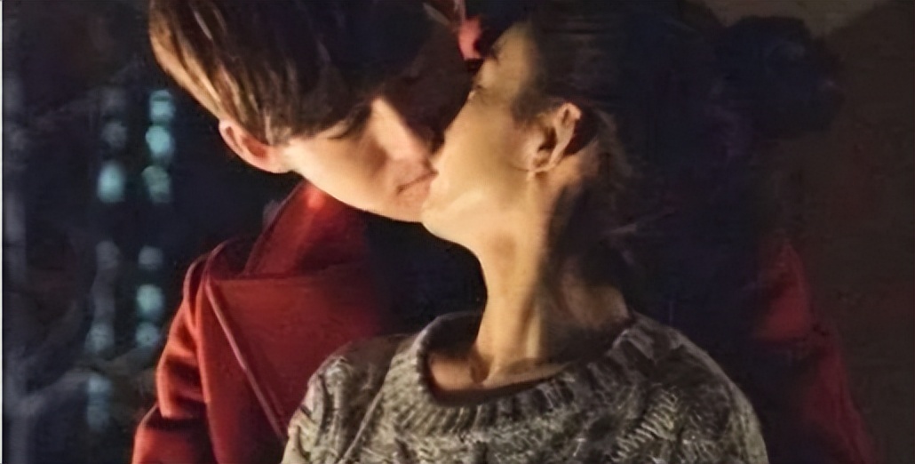 赵丽颖拍吻戏什么表现,赵丽颖拍吻戏会怎么做