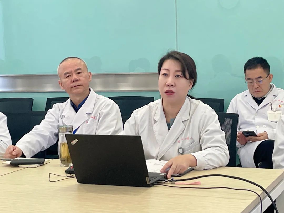 北大医院感染疾病科主任王贵强来院指导肝病中心学科建设工作