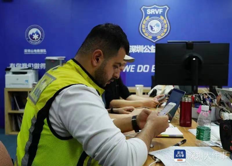 在深圳的土耳其足球教练报名加入中方救援队：家乡只有一所医院还能运转我们或将是首个抵达的救援队