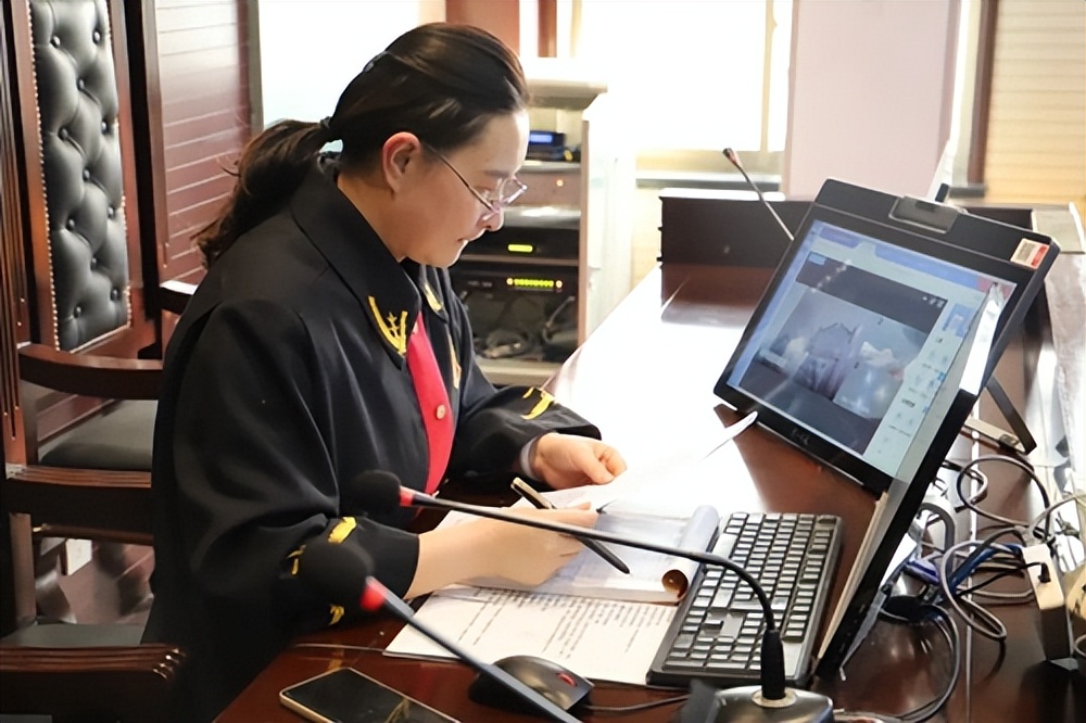 刘红雅：严守司法天平永葆为民初心