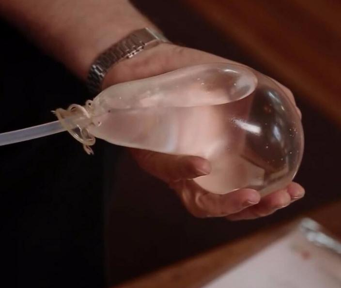 情侣酒店的避孕套究竟能不能用？用了会出啥事？