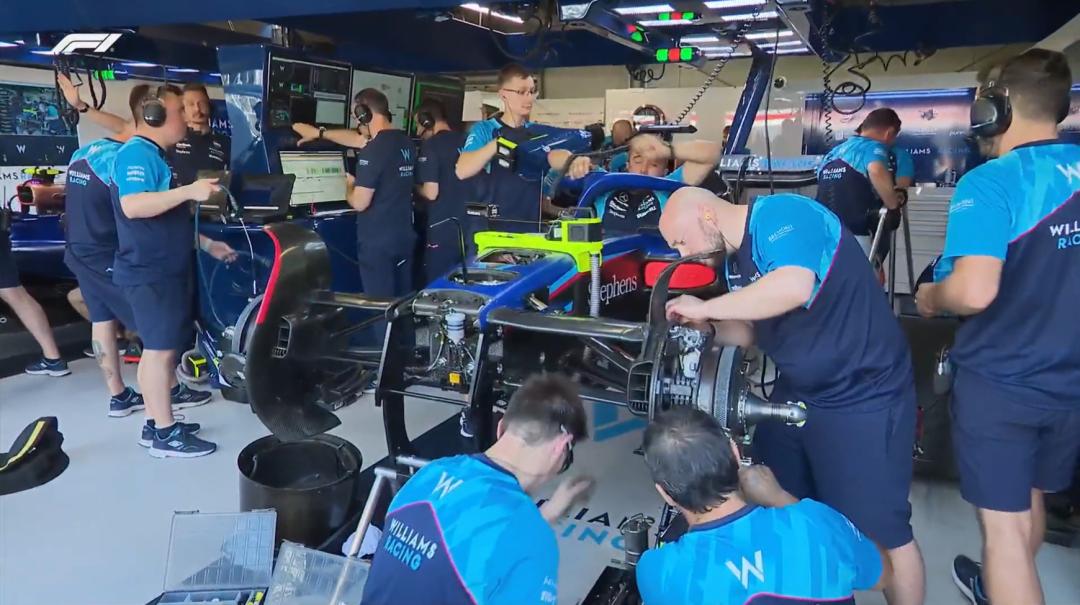 f1摩纳哥大奖赛正赛发车,f1摩纳哥站红牛跳水