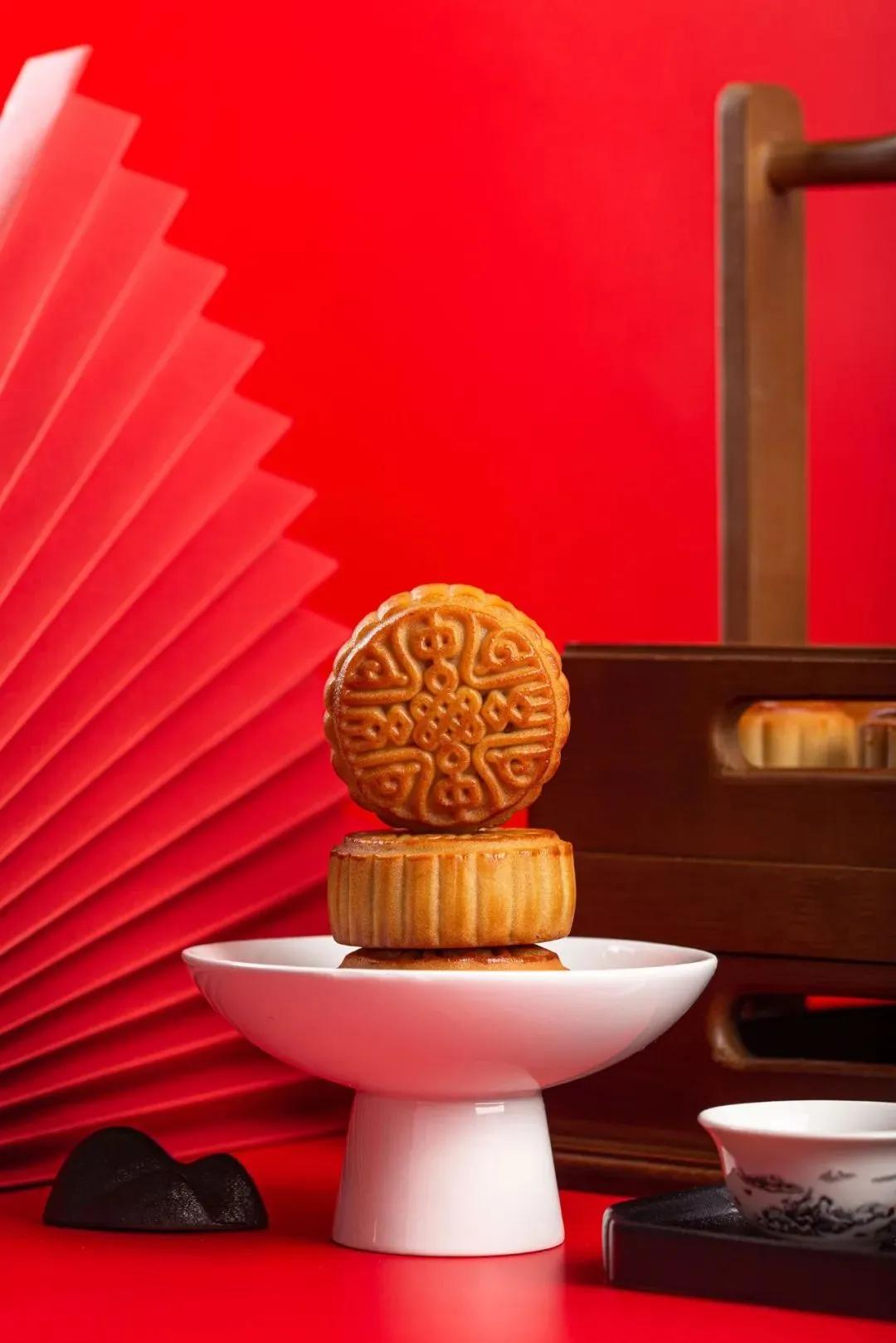 中秋佳节的由来和传统风俗,中秋佳节的由来英语