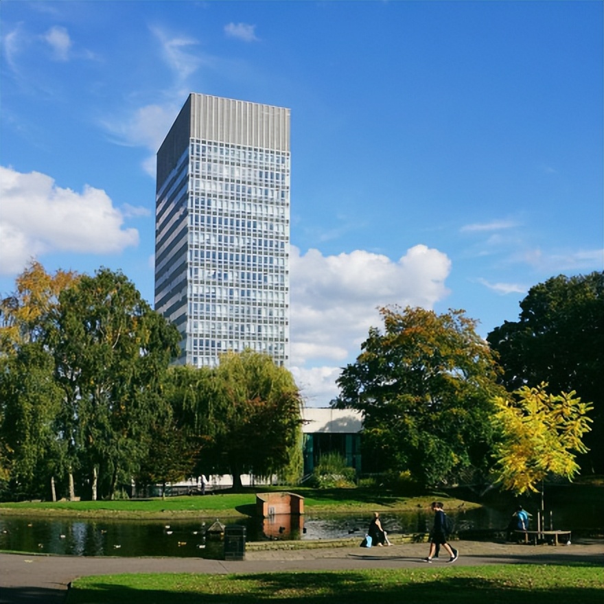 谢菲尔德市有哪些大学,谢菲尔德大学是红砖大学吗