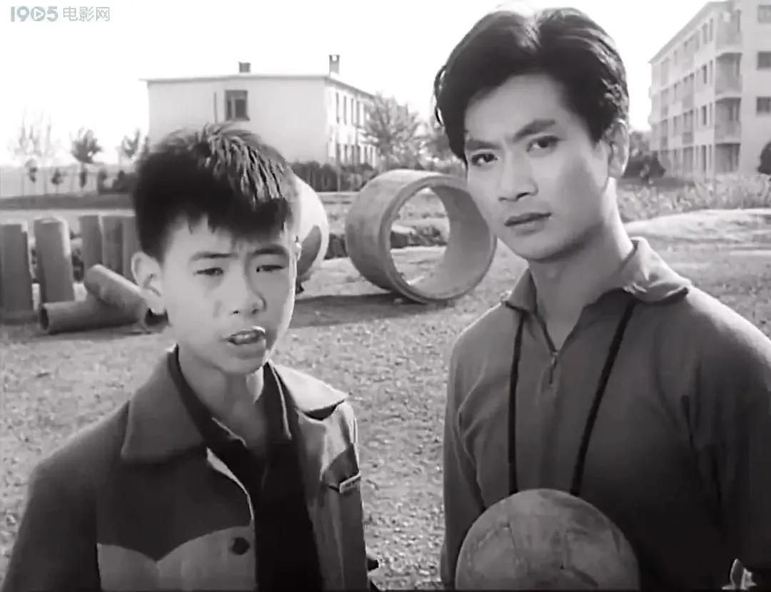 老电影小足球队员在线观看,60年代老电影小足球队员完整版