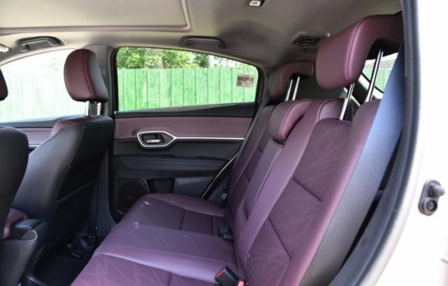 女车主喜提本田雅阁,车市佼佼者东风本田m-nv