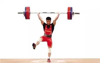 王濛傲视群雄，老范横刀立马，她杀气腾腾，都曾是合格的中国青年