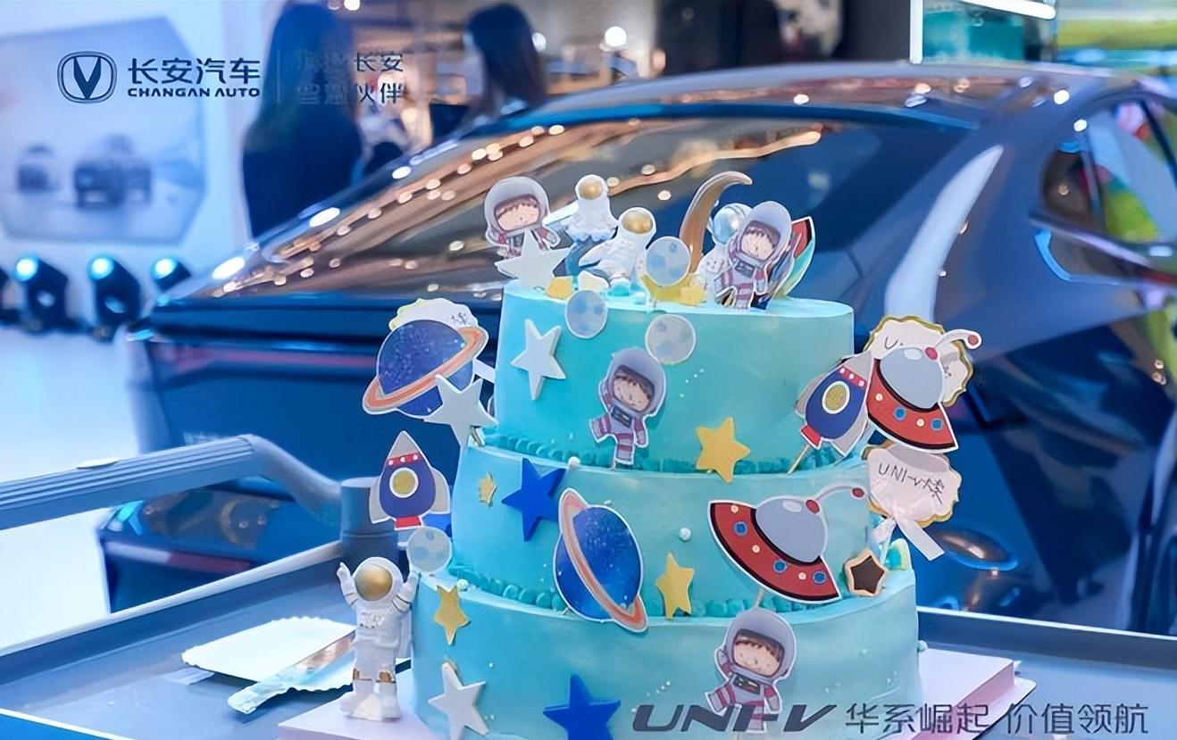 长安uni-v正式上市,华系崛起