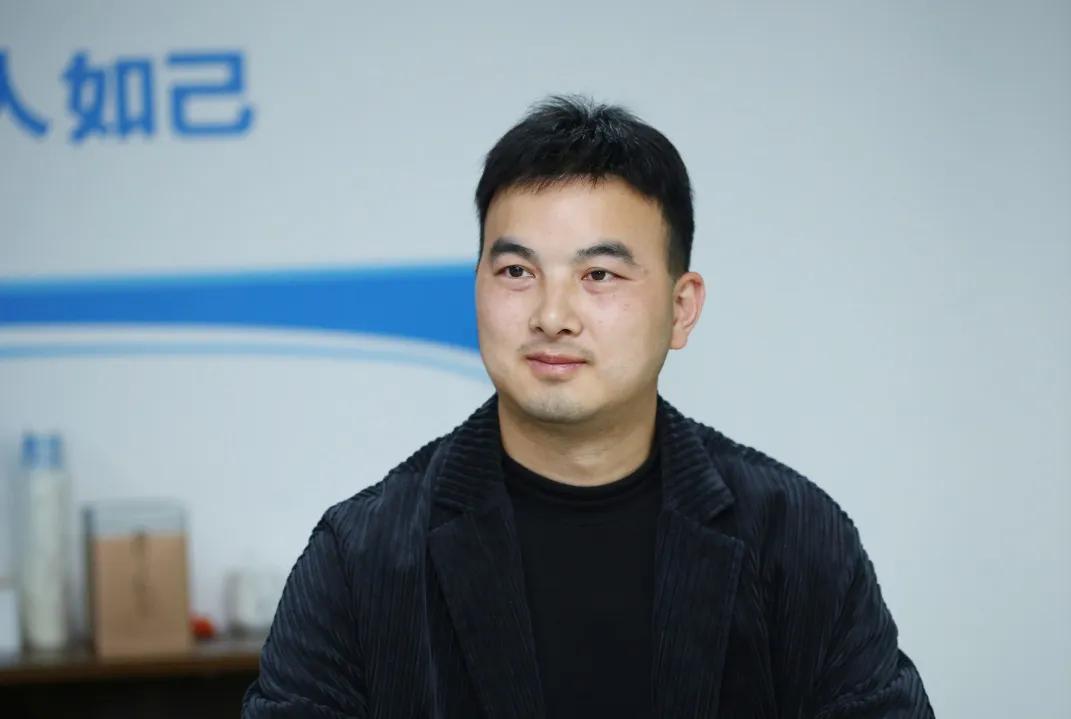 寰厜璁″垝鍚堣偉,寰厜璁″垝鐐逛寒鐢熸椿