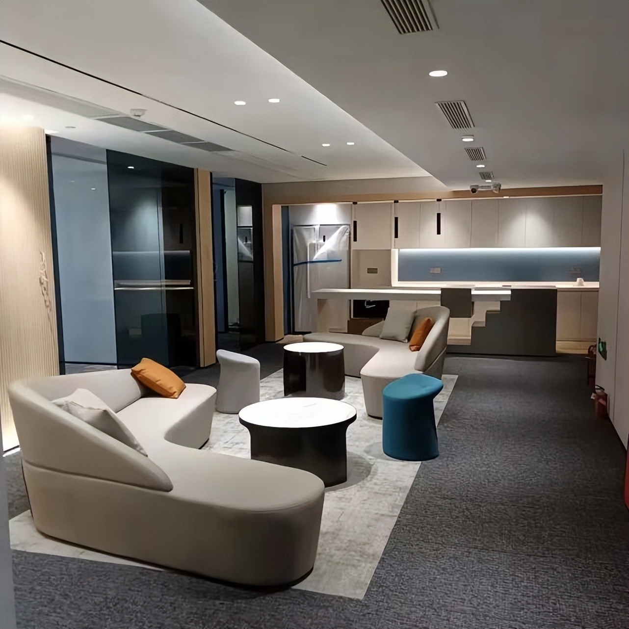 企业践行环保理念，从租办公家具开始