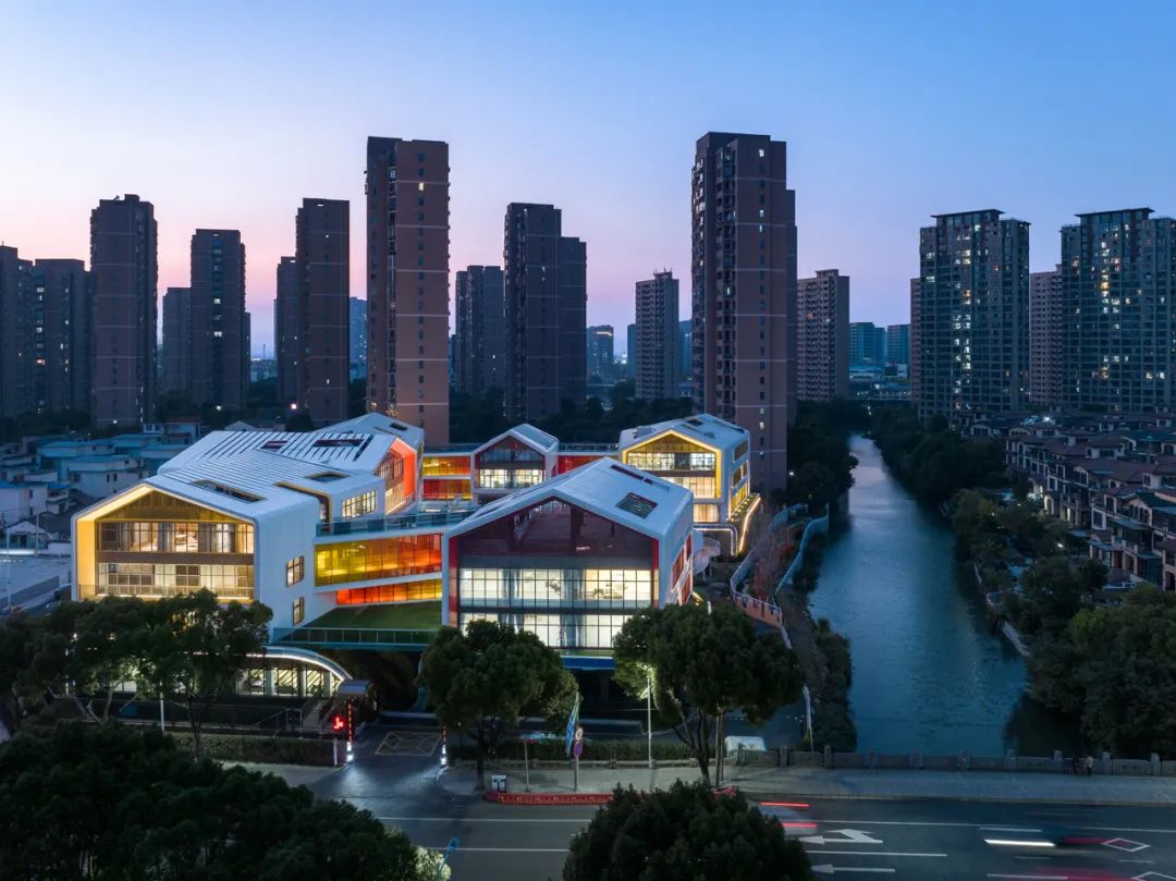 绿野仙踪开启，蒙德斐尔.幼儿园|零壹城市作品