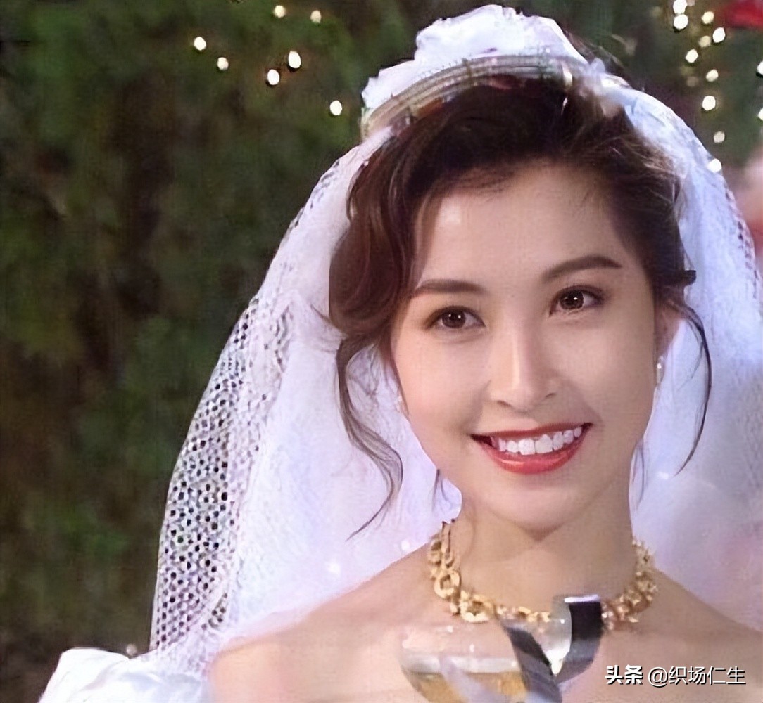 80年代女星婚纱照,还原80年代明星婚纱