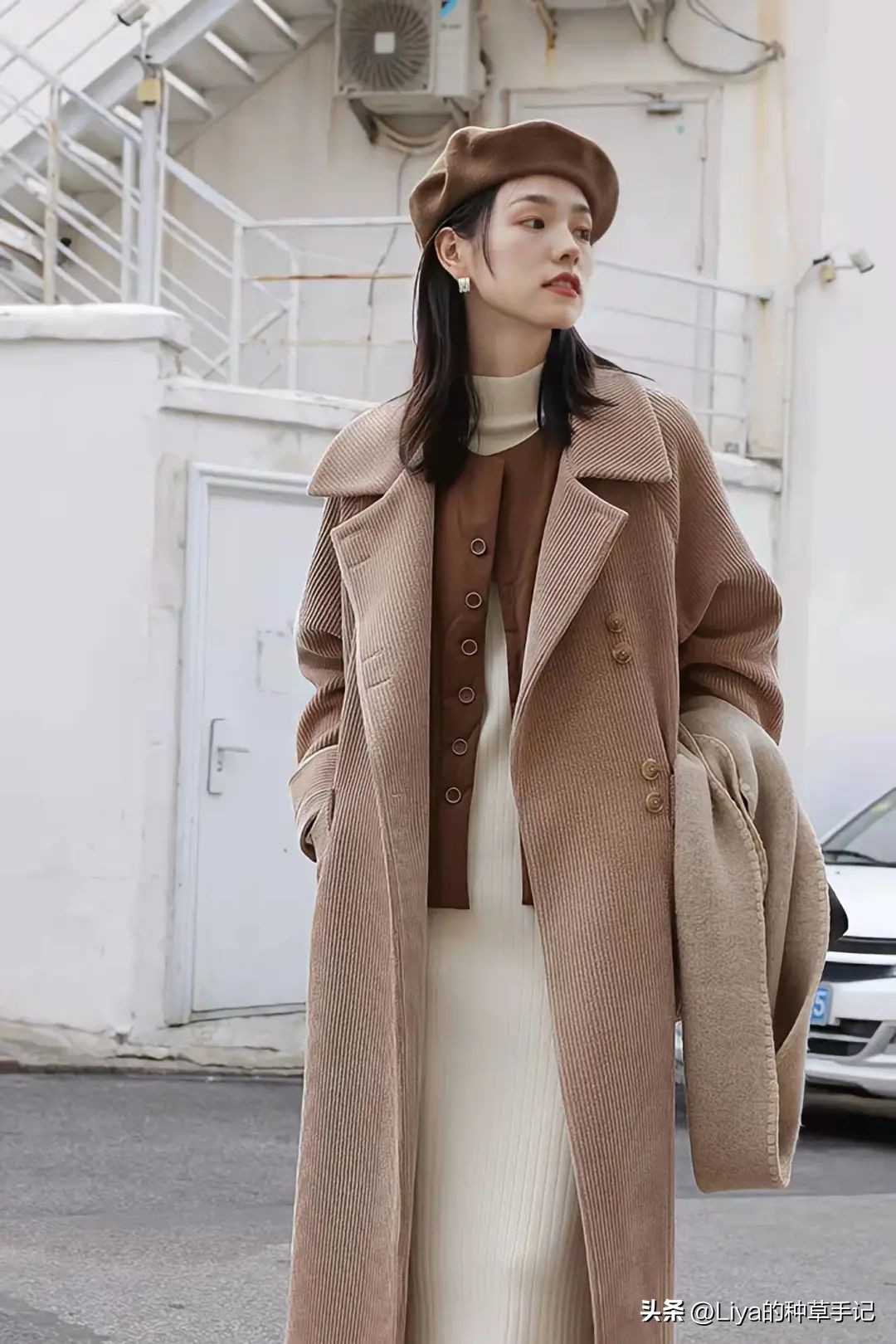 冬天穿什么长款外套保暖又时尚,秋冬厚外套这样选保暖又好看