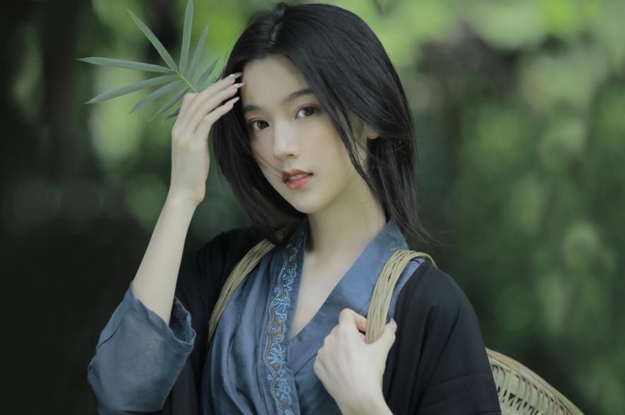 长得一般的男生怎么追女生,颜值一般的男生该怎么追女生