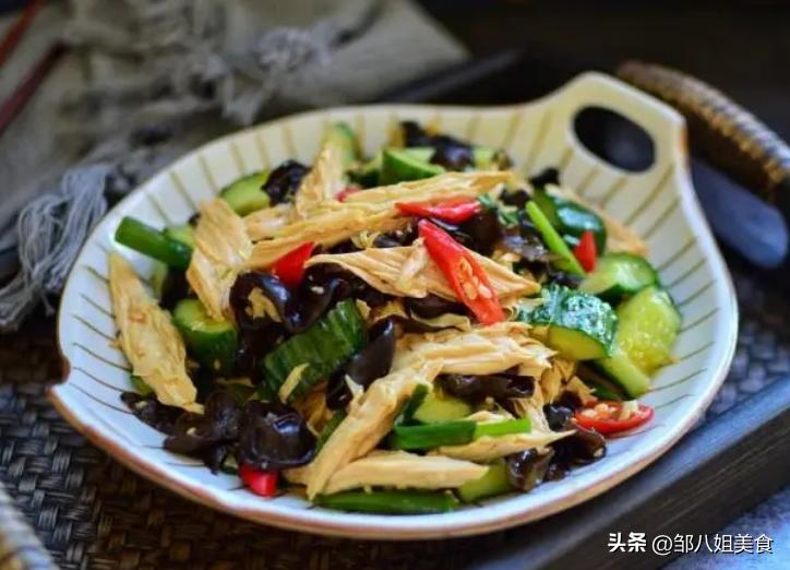 老年人吃哪些豆类好处多,老年人适合吃哪种豆制品