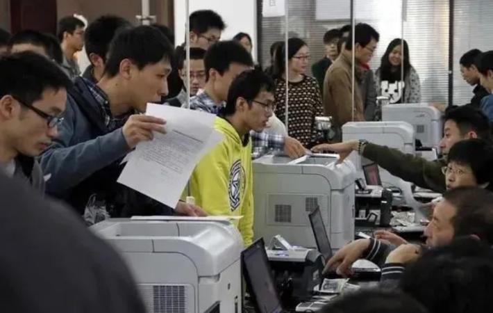 福建女孩高考364分，骗父母考了586分状告教育局，最终结果如何？