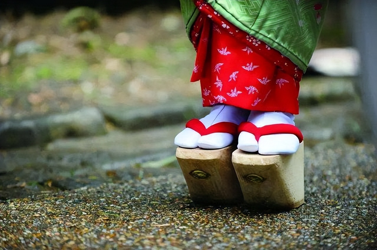 日本最奇葩的中文标语,日本的中文标语