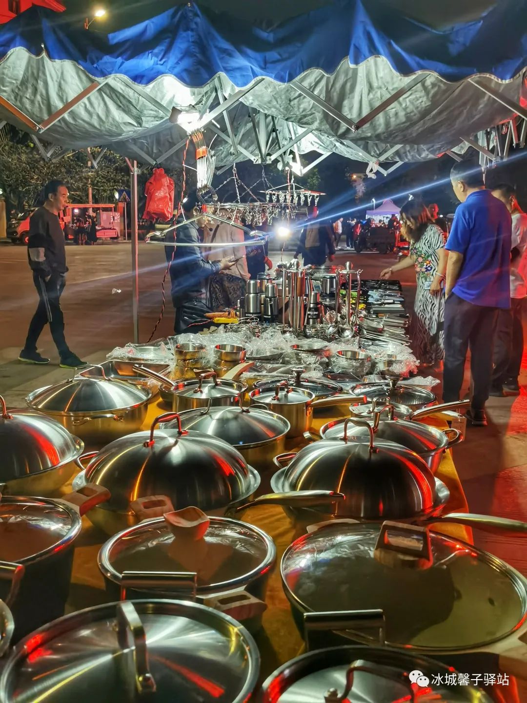 海南九所夜市,三亚九所夜市