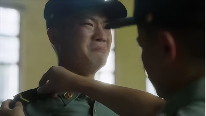 汶川地震后励志要当空降军的男孩,08年汶川地震第一次到灾区的部队