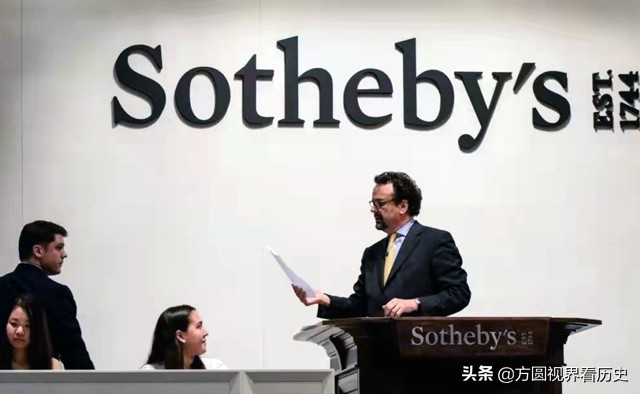 地摊上花10英镑淘了一枚“水晶”戒指,30年过去,卖了65万英镑