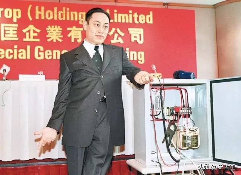 香港土豪极奢淫欲,有1个老婆、19位*妇情**,人称现代韦小宝