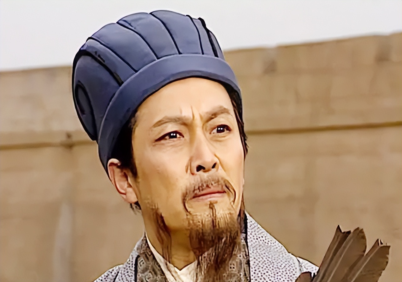 诸葛亮临死后司马懿痛哭,诸葛亮临死前安排谁吓走司马懿