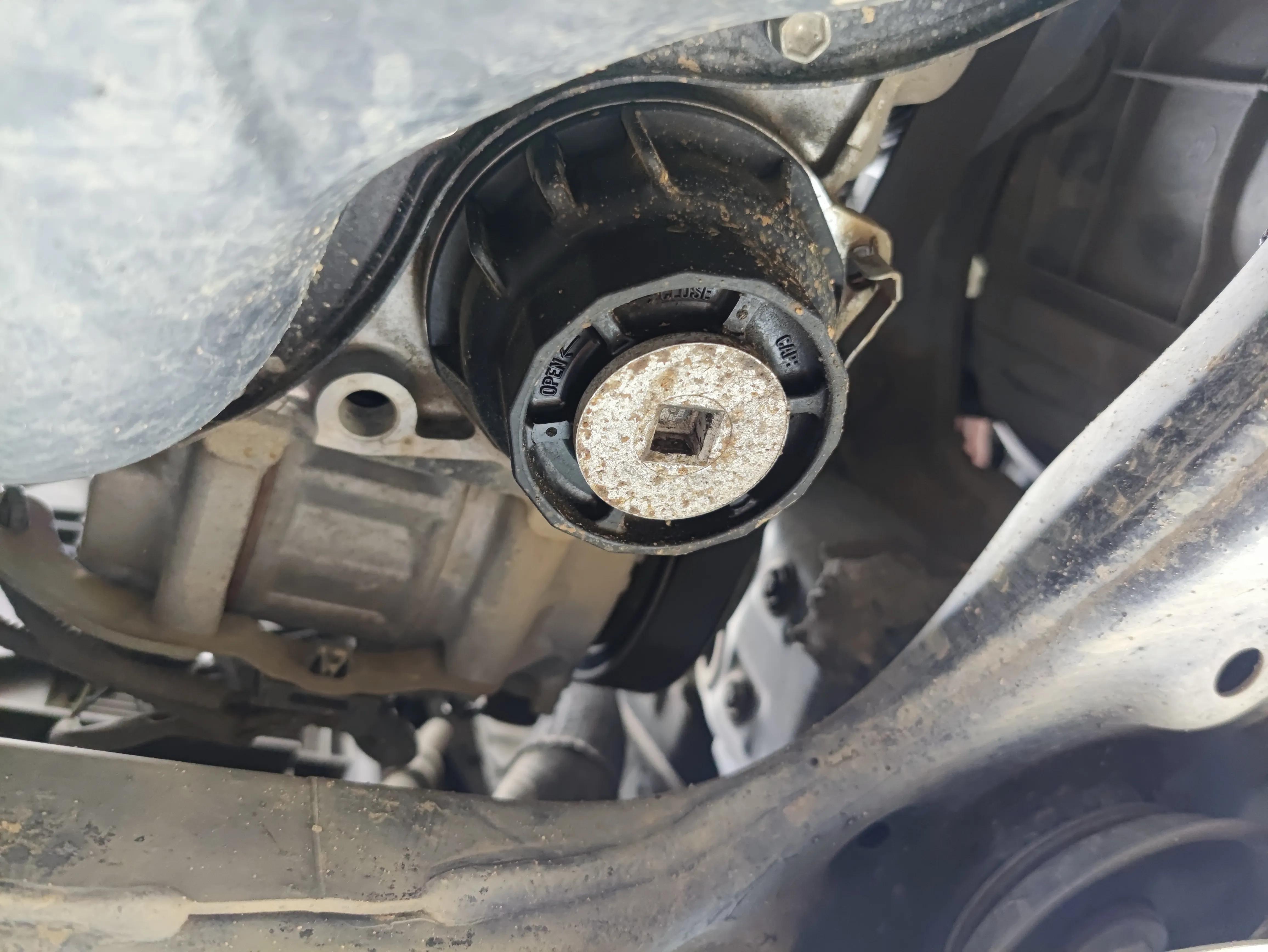 七代凯美瑞自己动手换机油,凯美瑞八代用什么机油