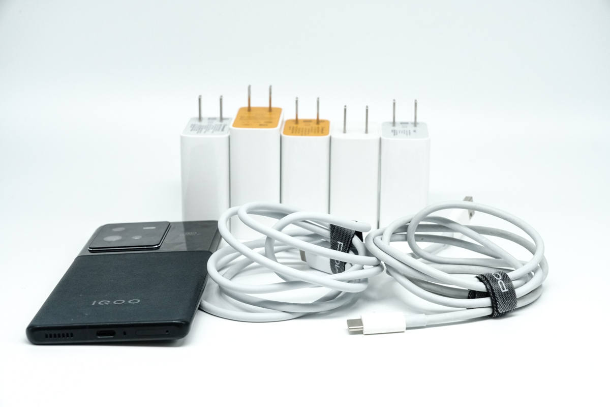 iqoo10pro200w快充小白测评,iqoo10pro测评200w快充究竟有多快