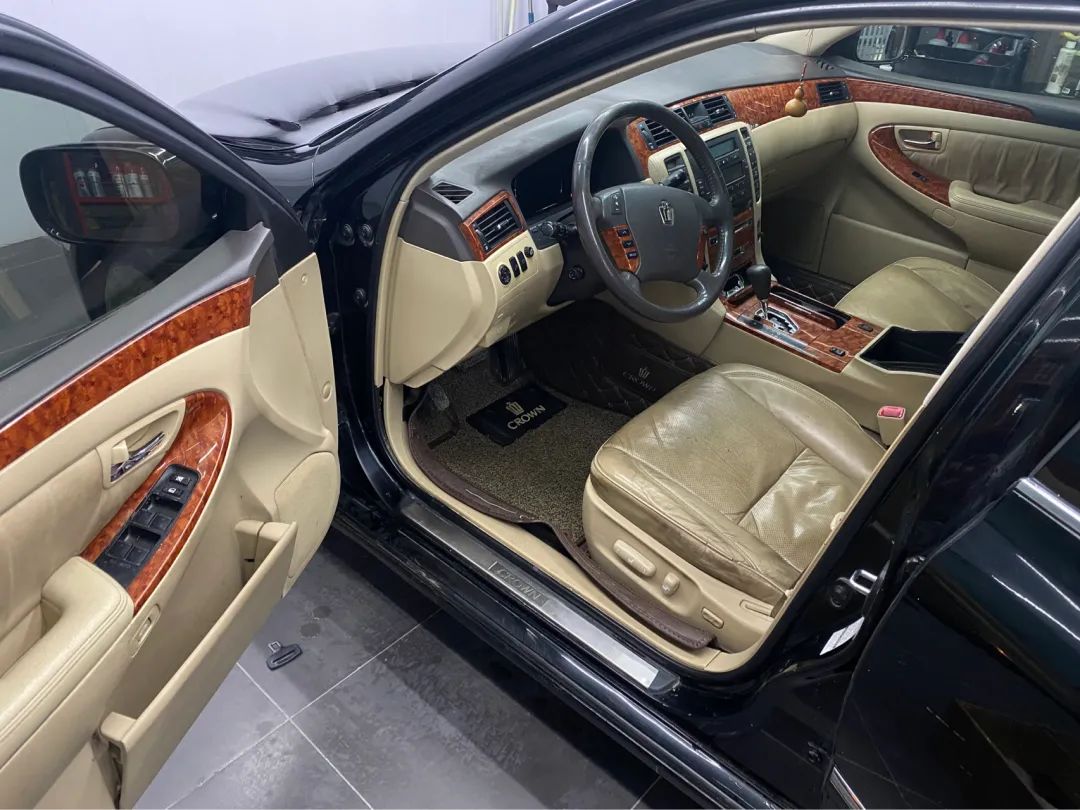 老爷子12代皇冠,12代丰田皇冠翻新改造全过程