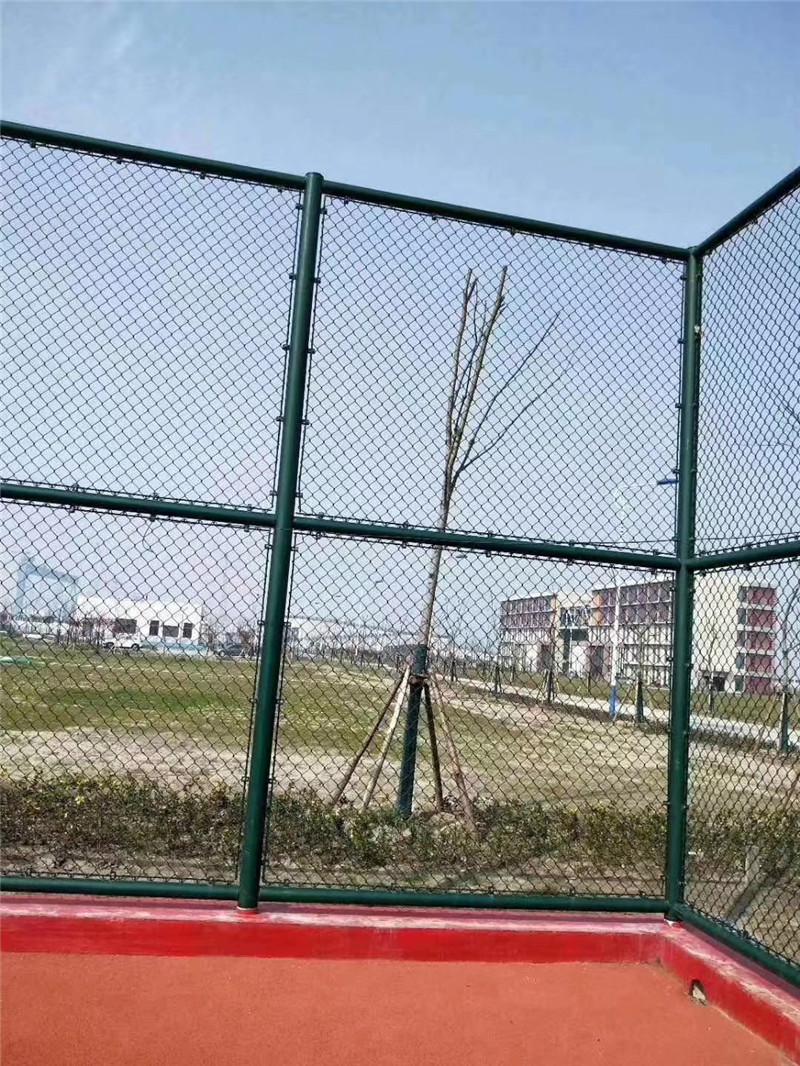 运动球场一般用什么围栏,正规美观的球场围栏