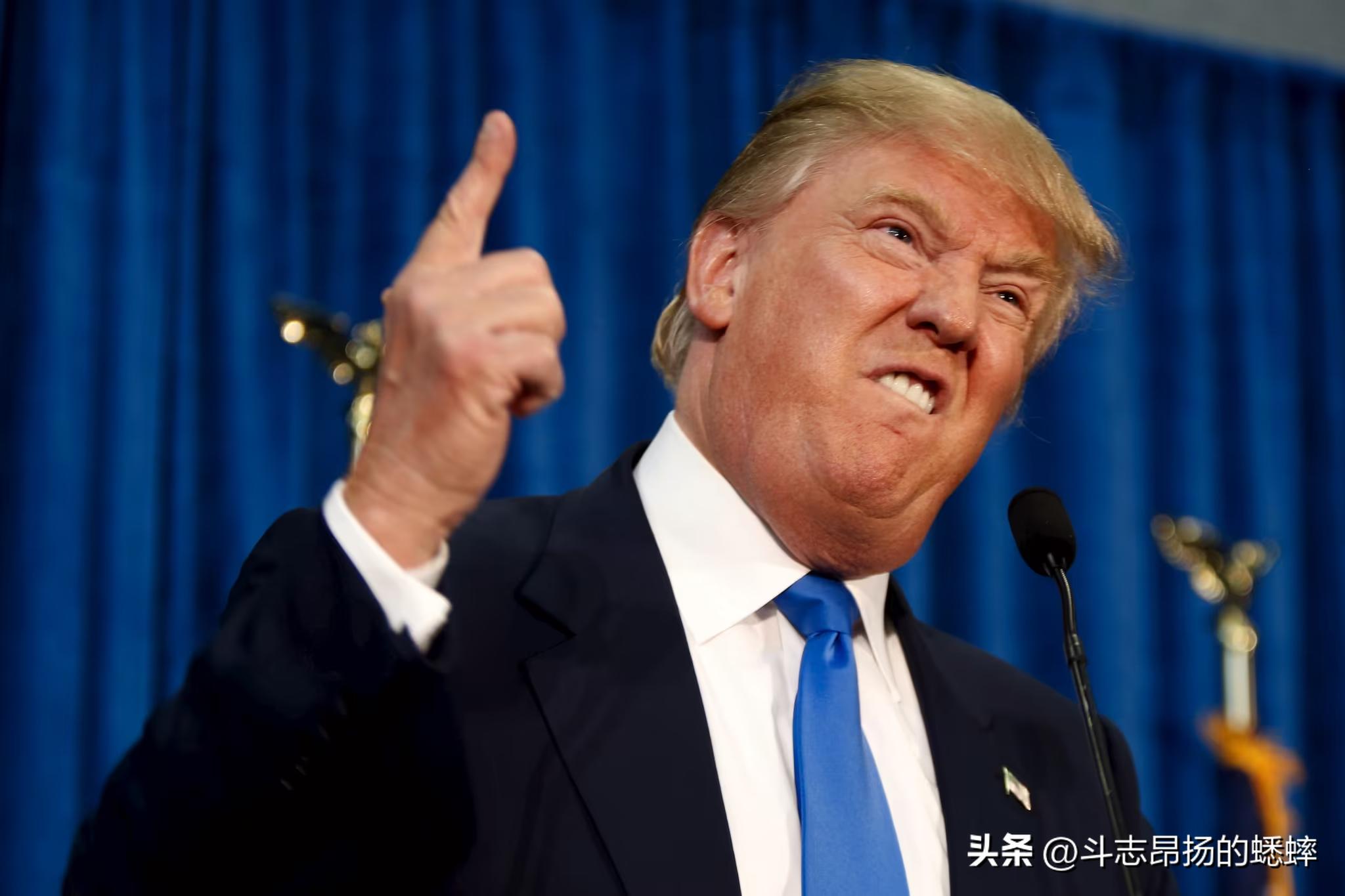 “淫魔富豪”爱泼斯坦的鬼魂在互联网黑暗大厅里游荡