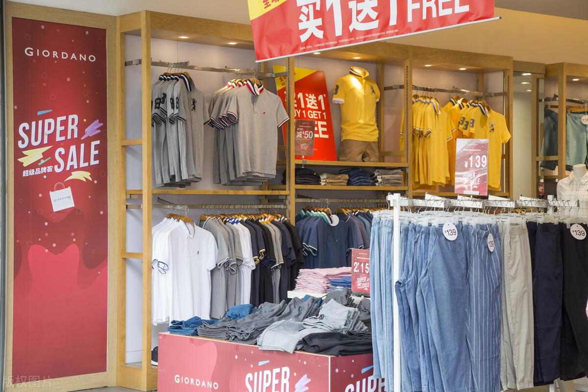 那些曾经很火但消失了的服装品牌,当时流行的服装品牌现在怎么样了