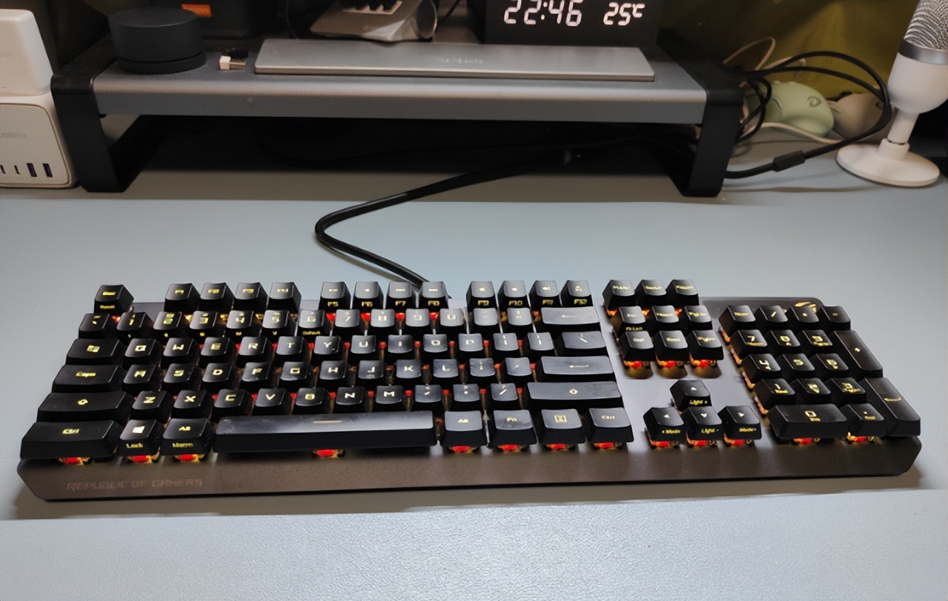 观纬测评联想,机械键盘国产轴和cherry轴的区别