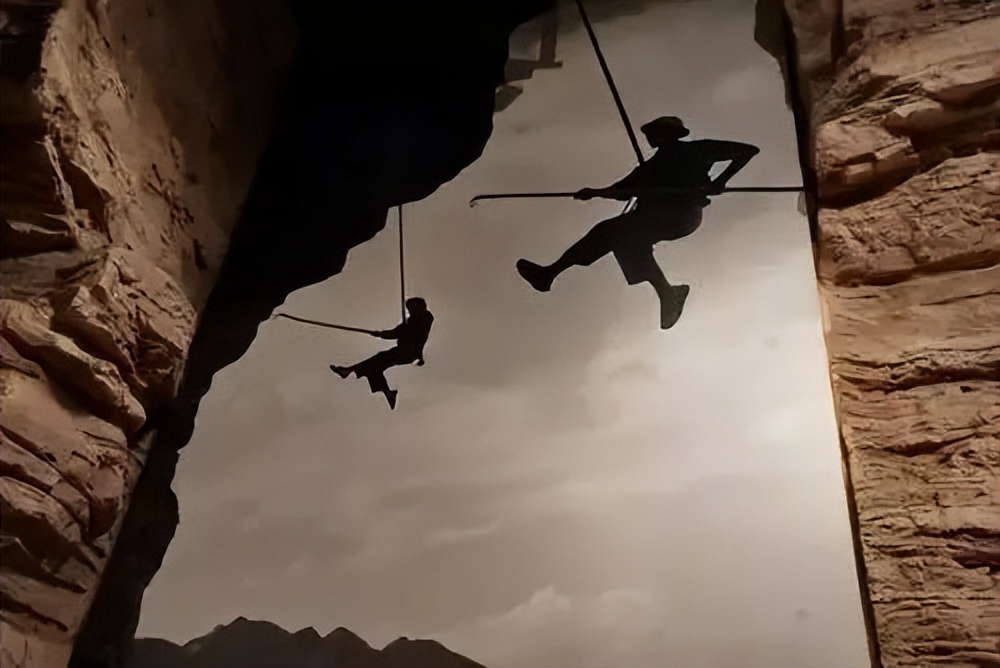 红旗渠的修建削平了1250个山头,红旗渠的修建削平了多少山头