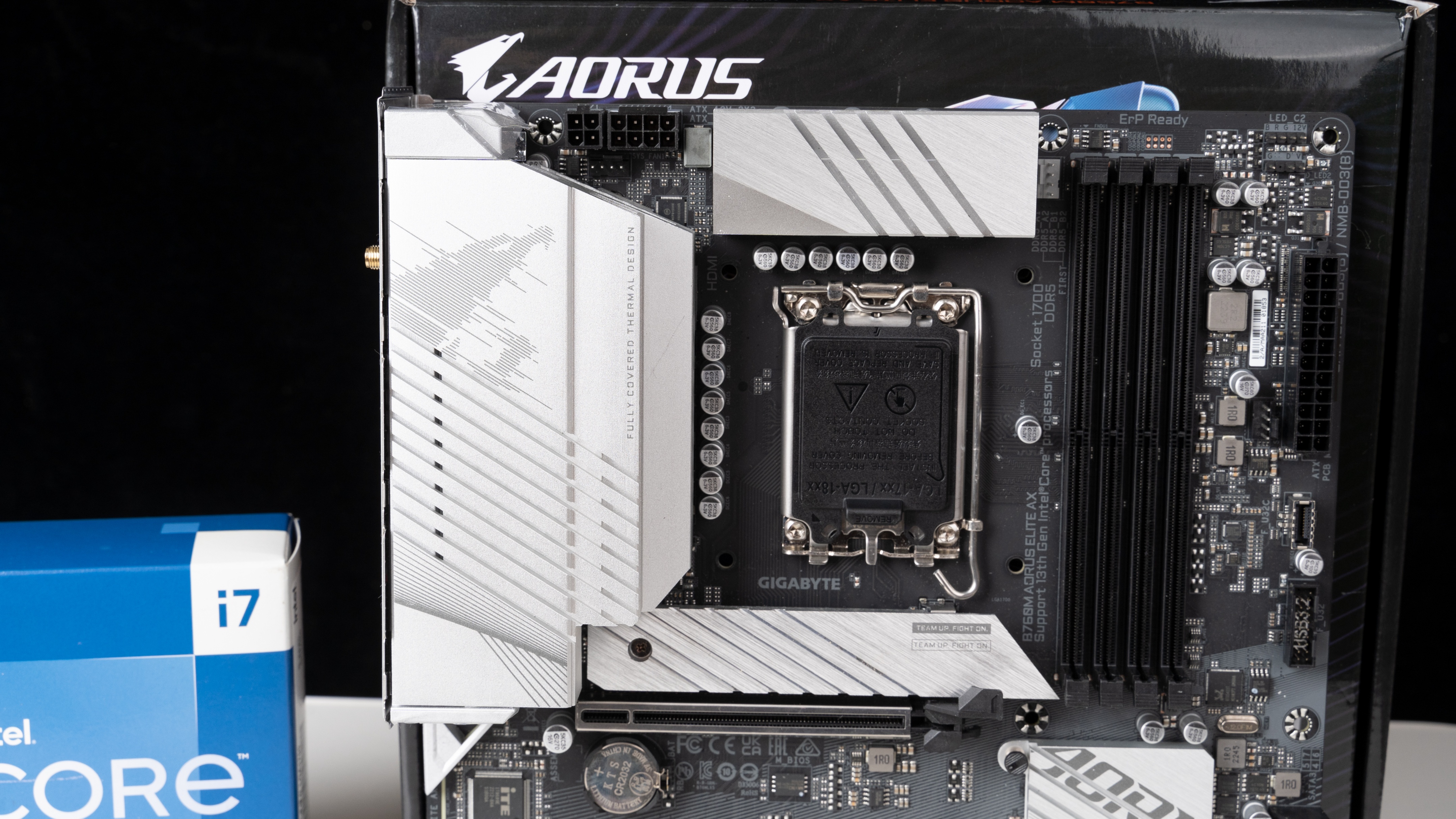 技嘉小雕b760搭配12600kf超频教程,技嘉b760m小雕wifi可以超频吗