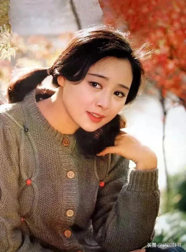 长得貌美如花演技不温不火女星,女明星惊艳时光的盛世美颜