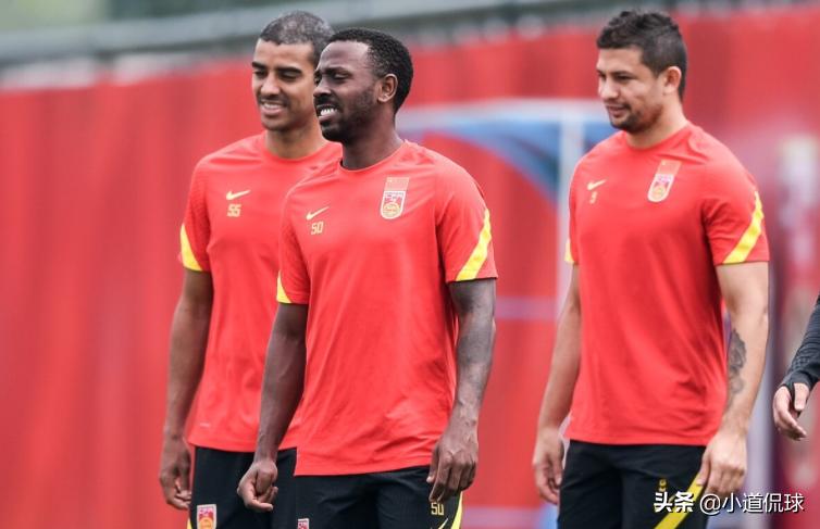 归化球员真能拯救中国足球吗,归化球员可以拯救中国足球吗