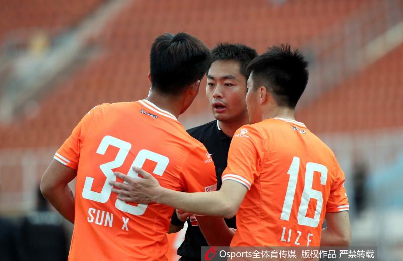 足球裁判唐顺齐,唐顺齐裁判河南队