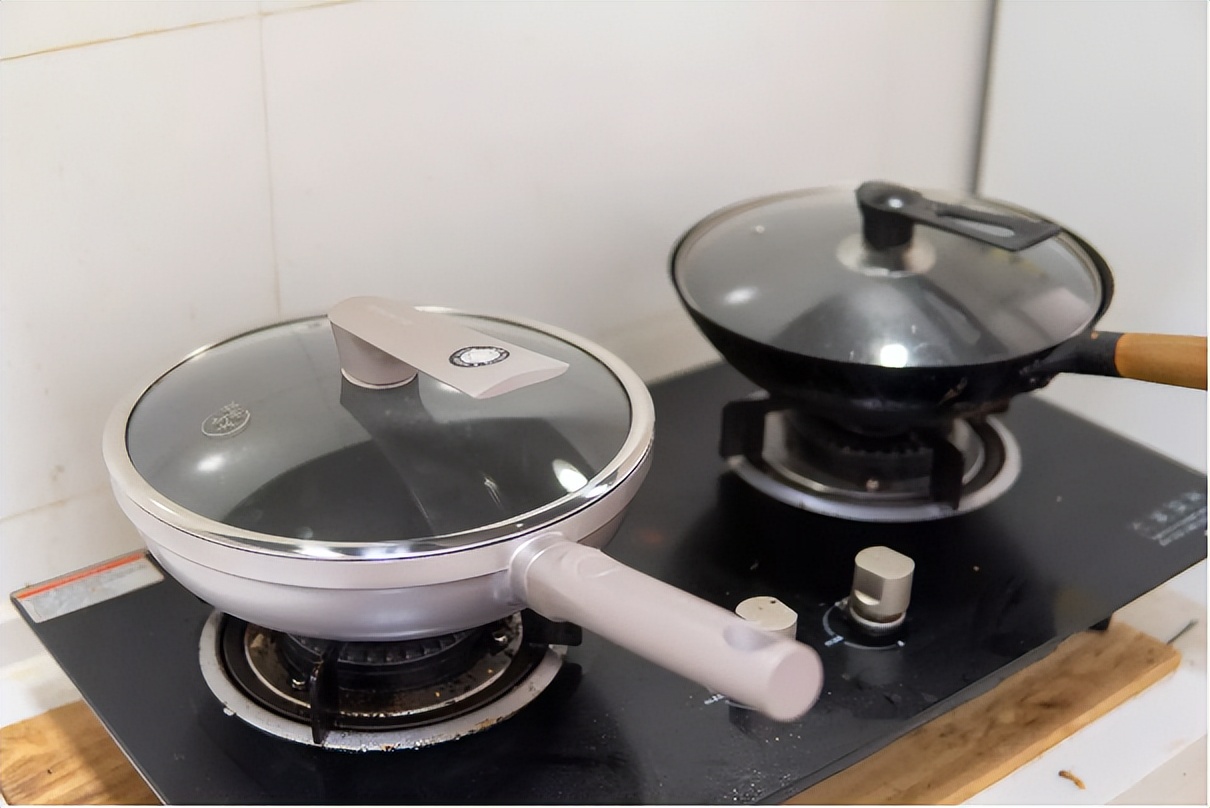 九阳大磨王不粘煎锅,九阳小魔王不粘锅