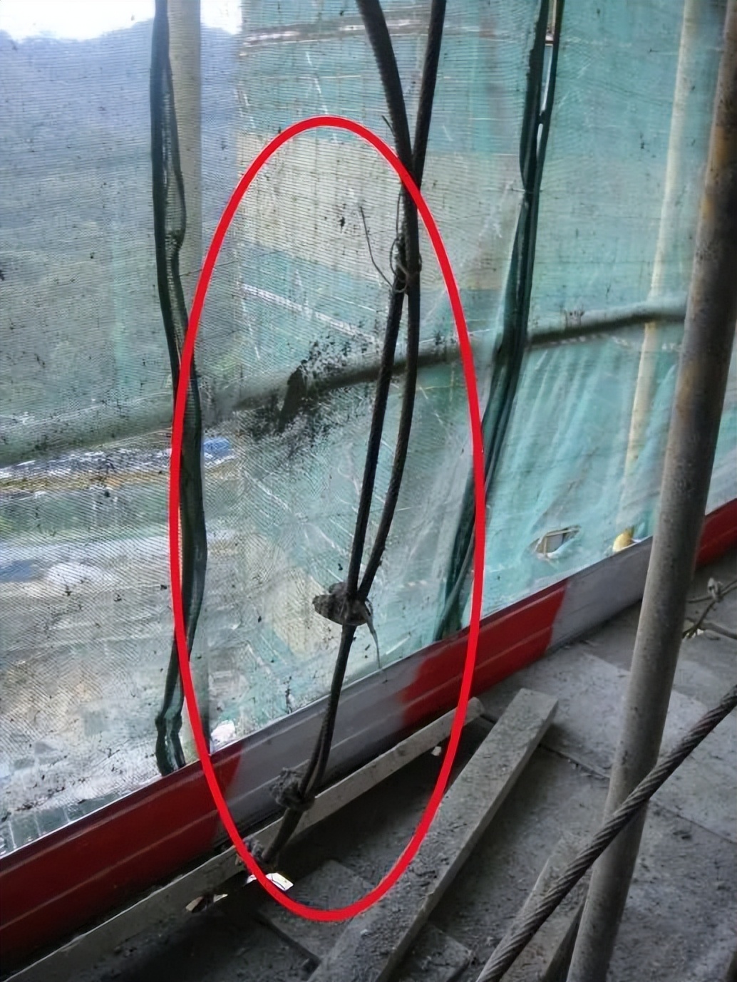 脚手架工程隐患识别图集,脚手架工程安全隐患图片讲解