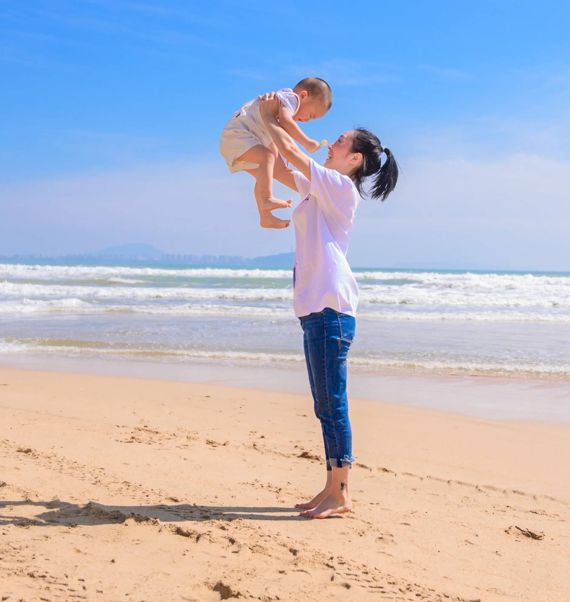 江苏女孩,老公负债150万,她努力赚钱,年入百万,帮老公还债