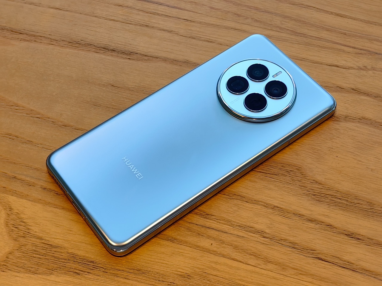 华为mate50pro价格降了吗,华为mate50pro真的降价了吗