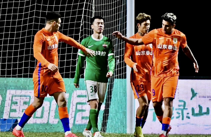 上海海港vs山东泰山交手记录,上海海港vs山东泰山争冠