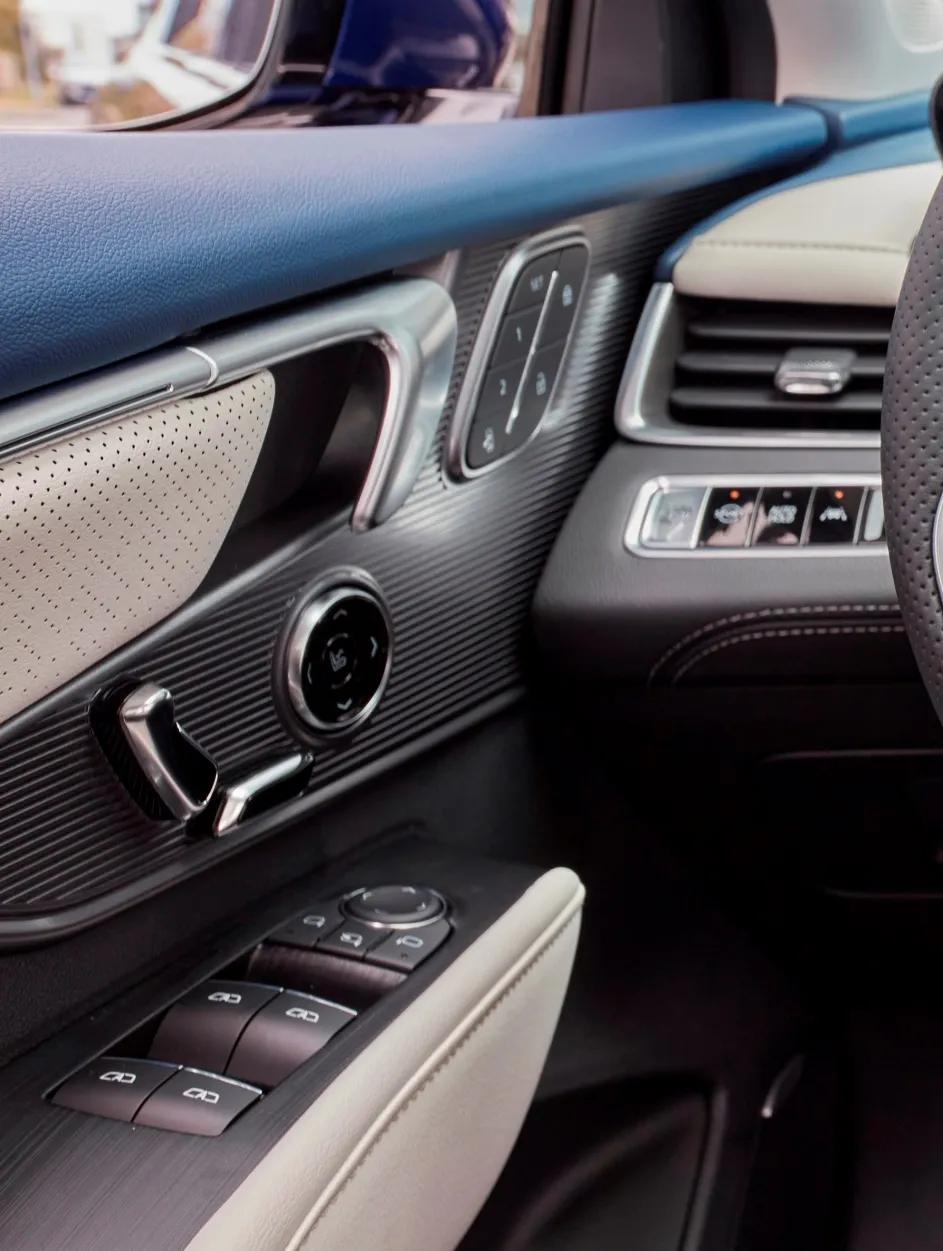 新君越内饰改装高级感,内饰质感