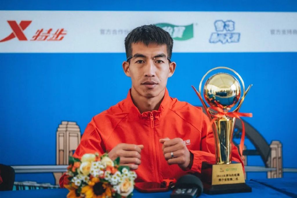 银川破马拉松中国纪录,银川夺冠