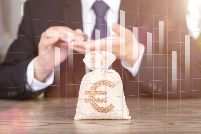 金融衍生品具体案例,金融衍生品属于什么业务