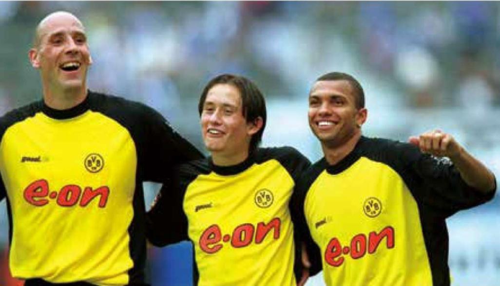 罗西基球场位置,莫扎特罗西基合照