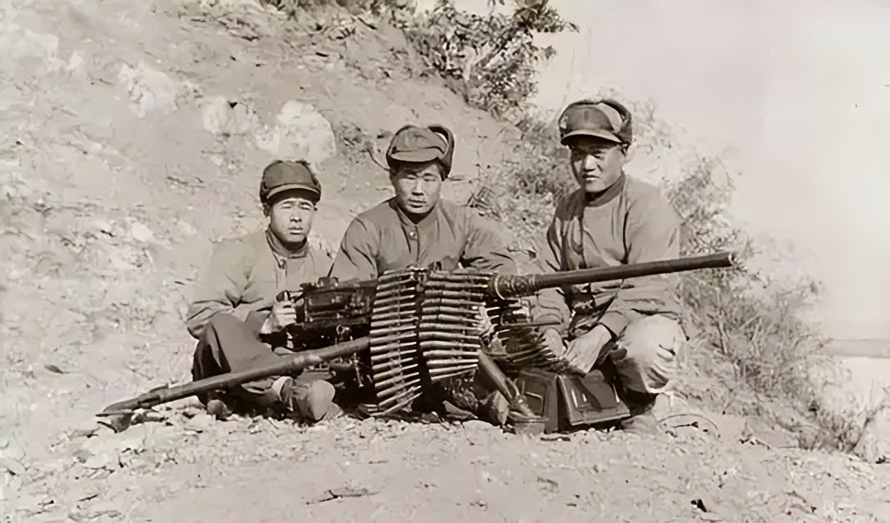 朝鲜战争志愿军被缴获的武器,朝鲜战争中国人民解放军单兵武器