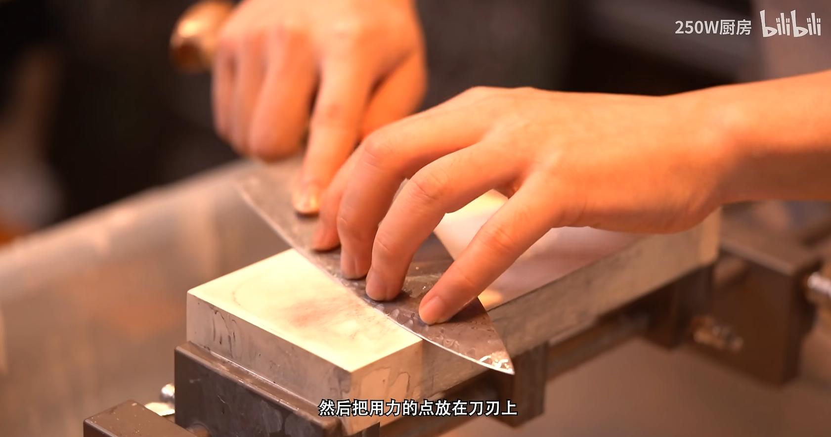 aus10的主厨刀测评,aus10刀测评