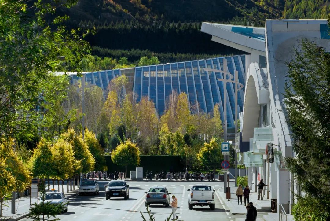 中国院作品|崇礼中心：连接城市与群山